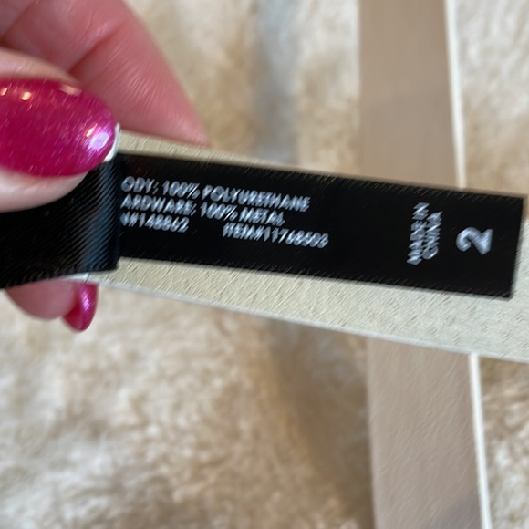 Torrid white belt size 2  2X 18 to 20 - Picture 8 of 12